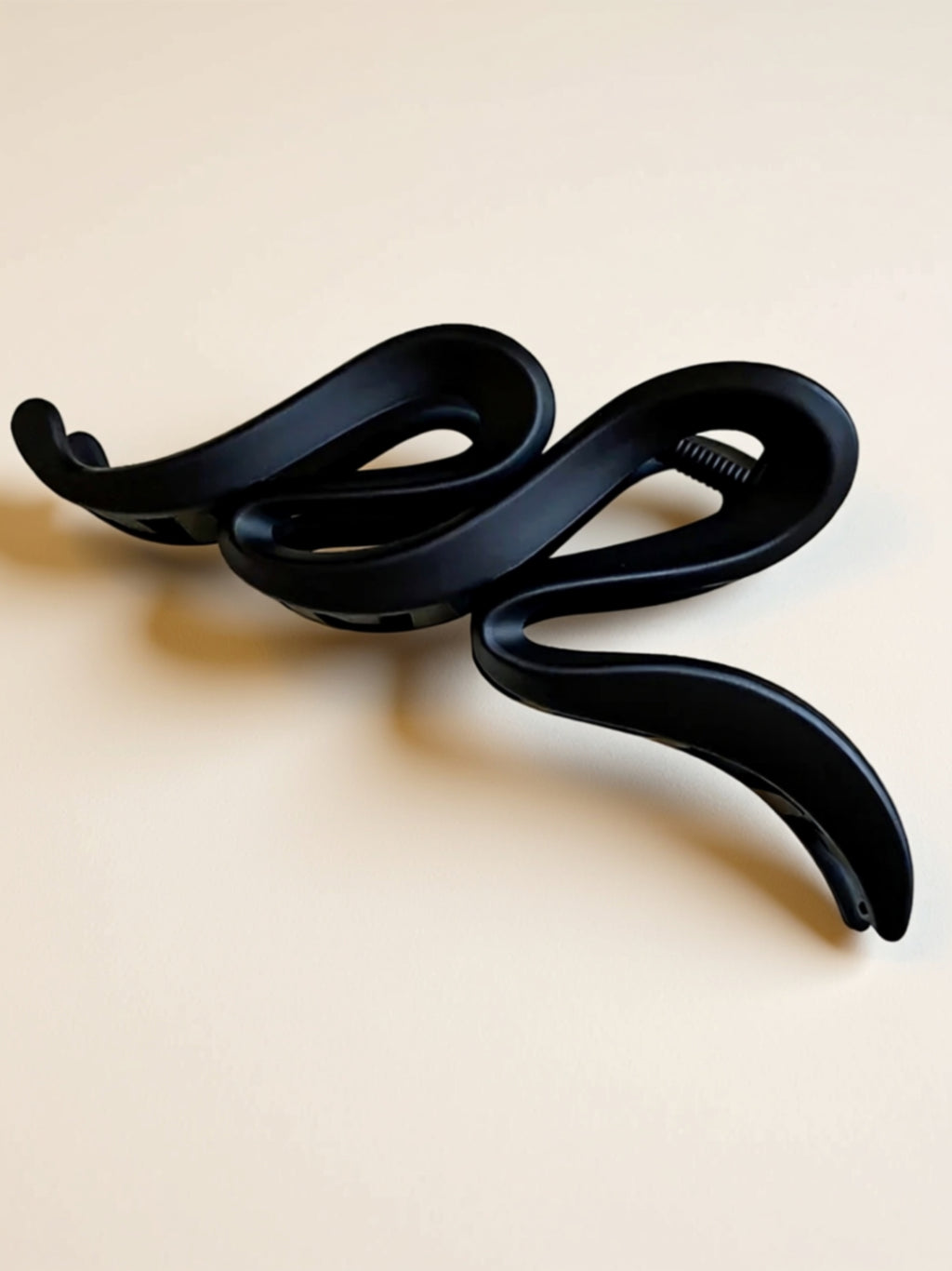 Alloy & Acrylic Hair Clips