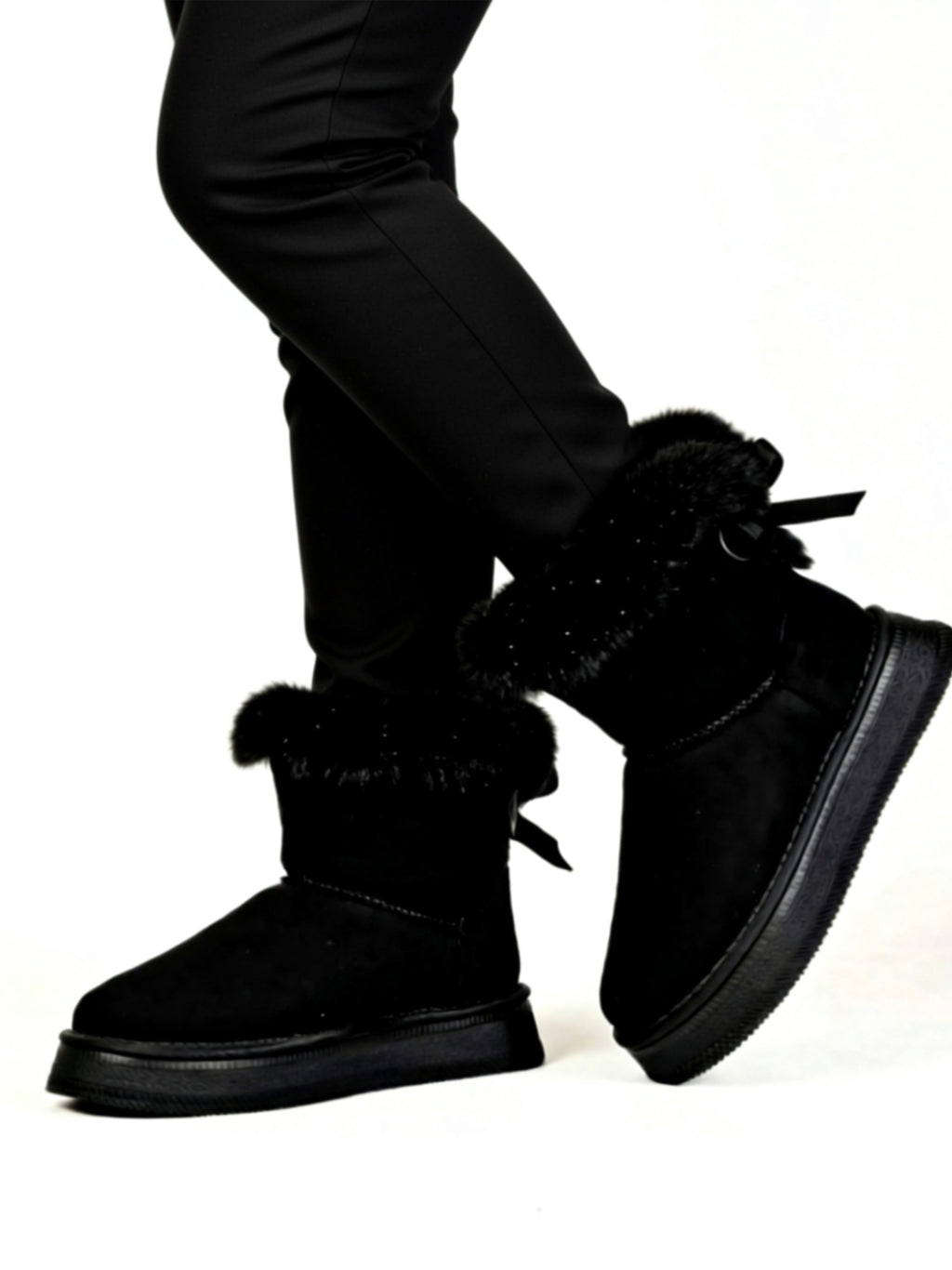 Bottes plates en daim