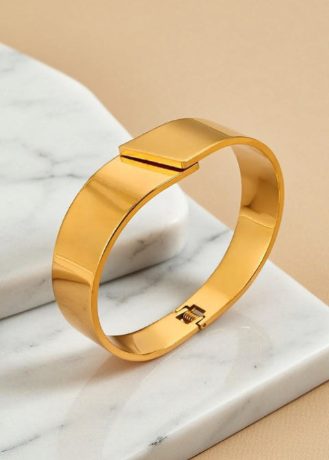 Gold-Plated Disc Link Stretch Bracelet in Titanium Steel