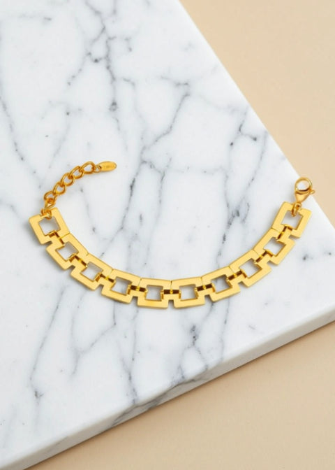 18K Gold-Plated Geometric Square-Link Bracelet in Titanium Steel, Adjustable 6.3–7.9 Inch