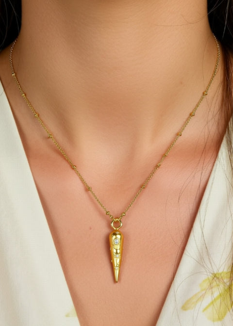 18K Gold-Plated Engraved Horn Pendant Necklace in Titanium Steel