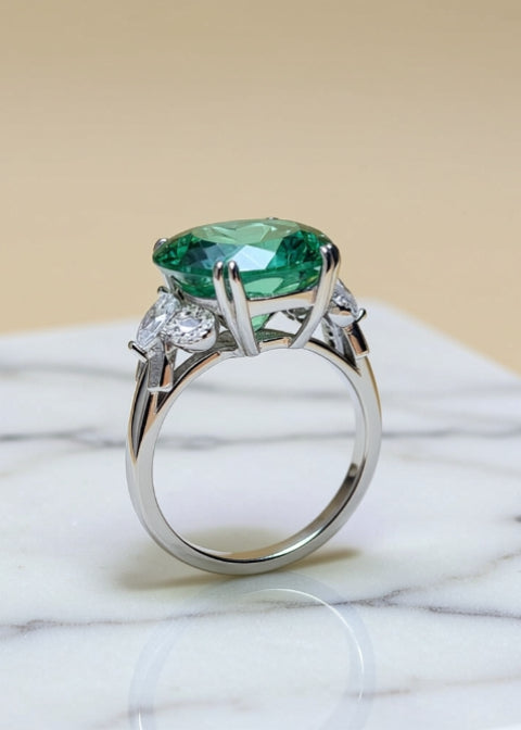 10CT Round Green Moissanite Engagement Ring in Platinum-Plated .925 Sterling Silver
