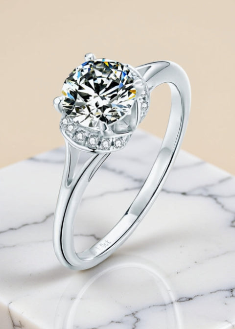 1 Carat Round Moissanite Swirl Ring in Platinum-Plated Sterling Silver