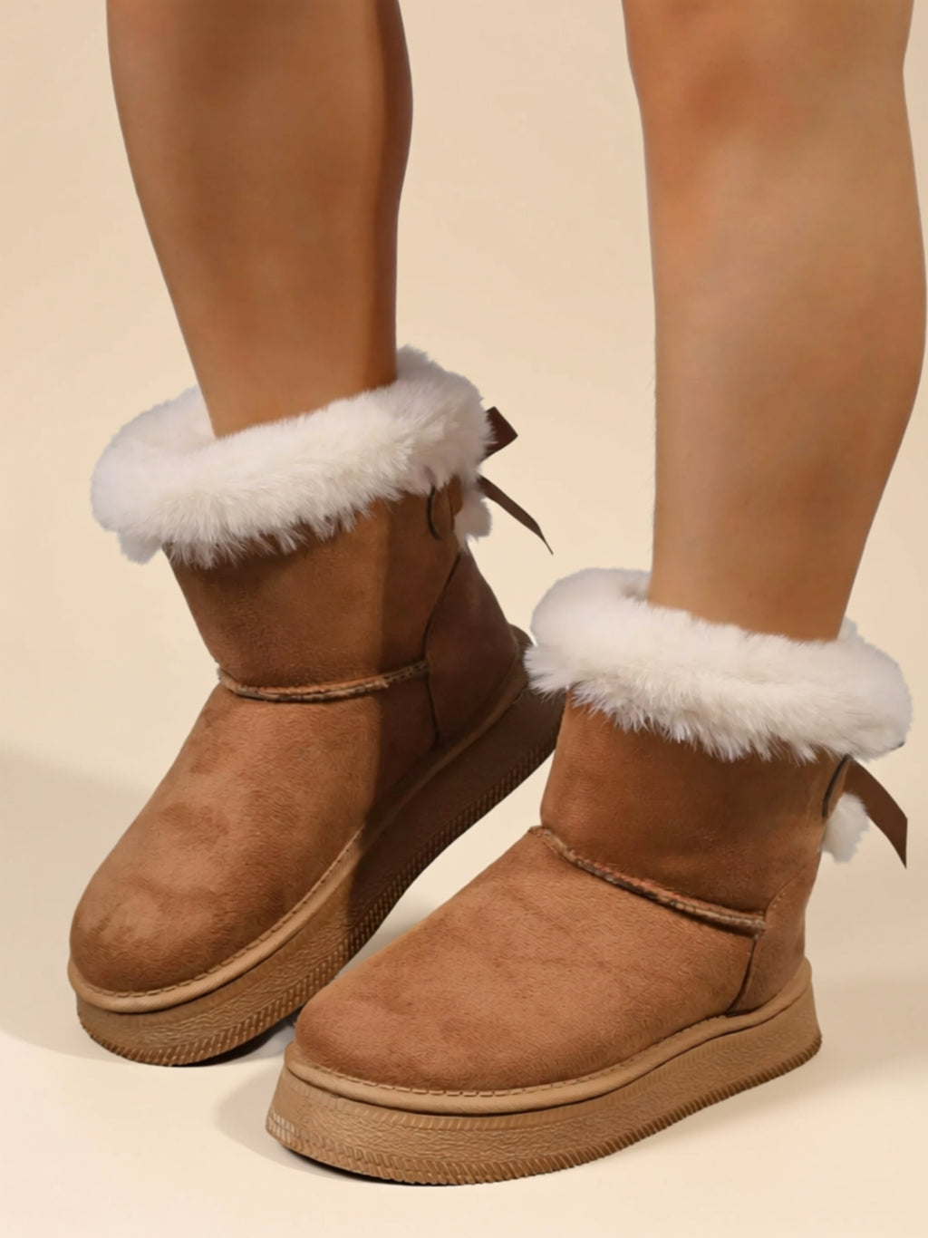 Bottes plates en cuir végétalien