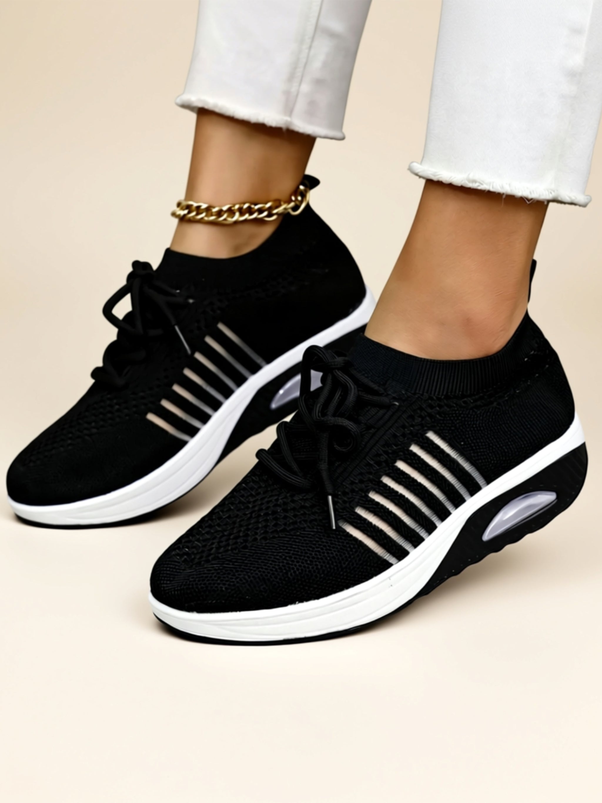 Mid‑Heel Mesh Sneakers