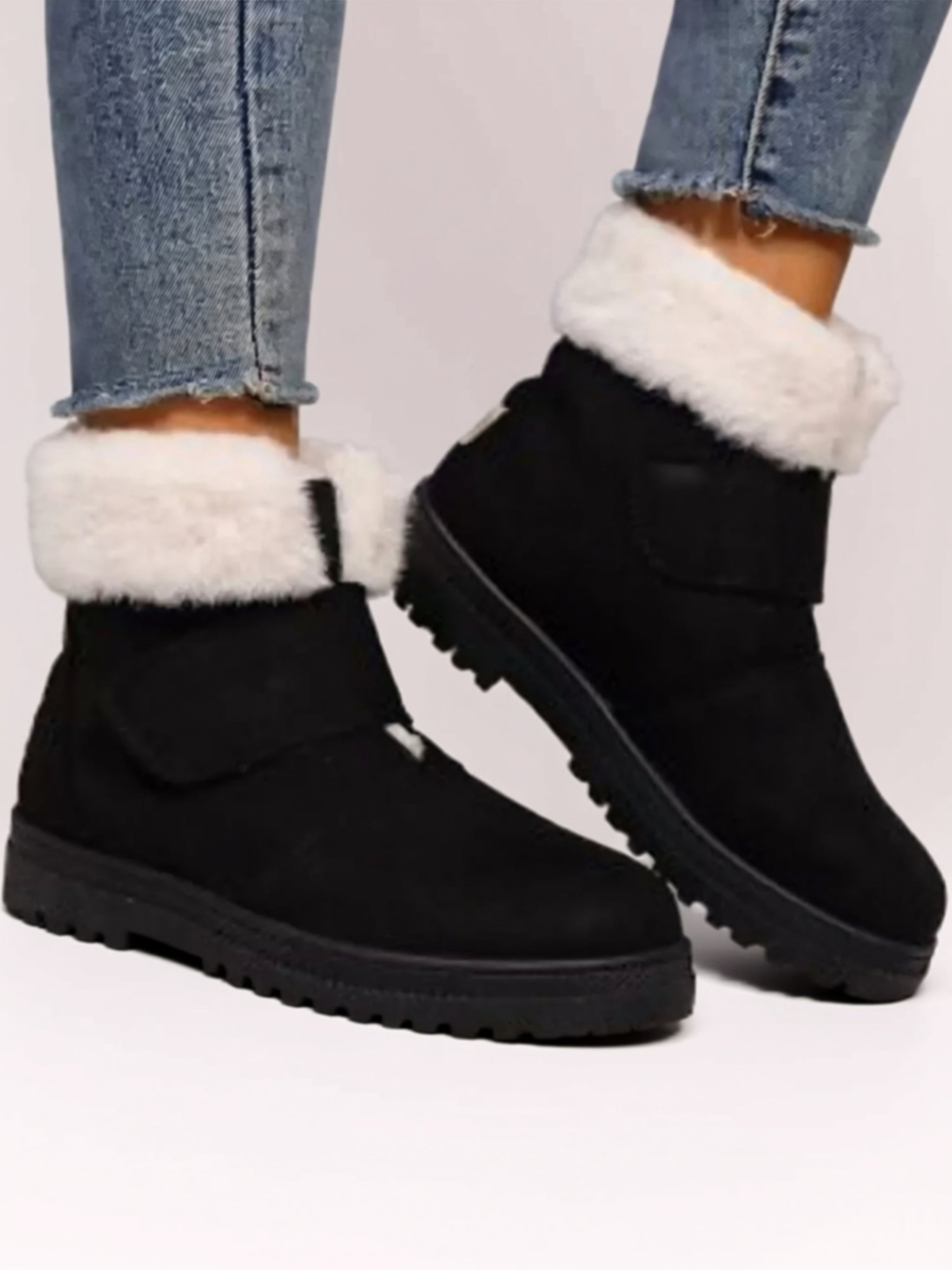 Low Heel Suede Boots with Fluff Lining