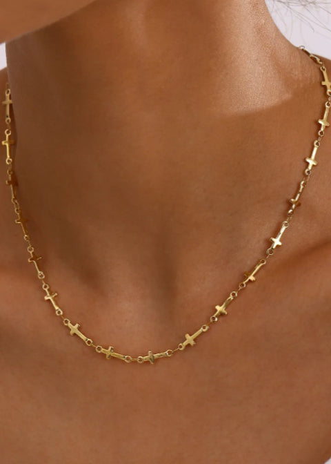 18K Gold-Plated Cross Link Chain Necklace in Stainless Steel