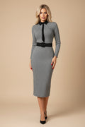 Robe à col revers et motif treillis