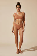 Bikini-Set mit einem Träger und hoher Taille