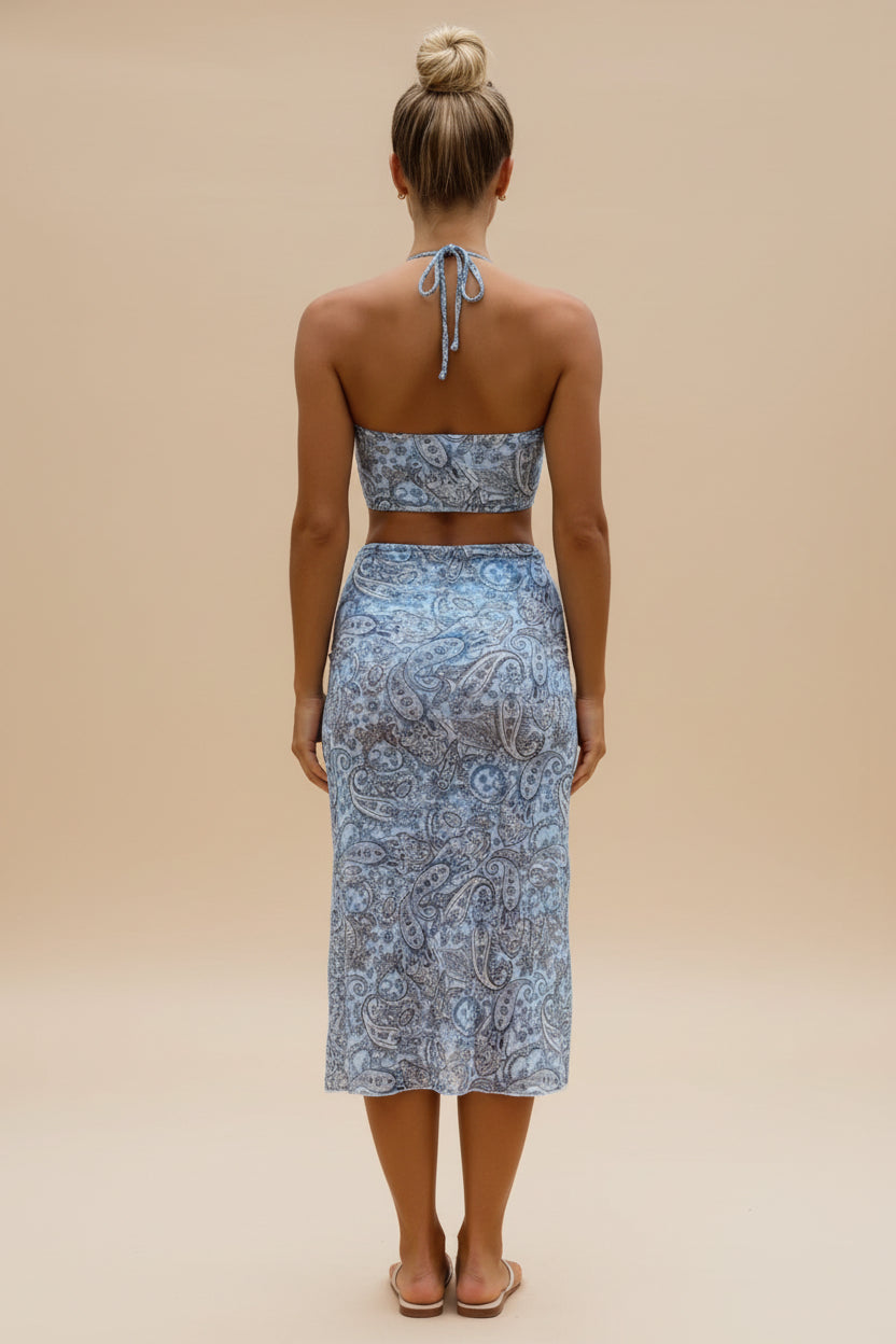 Three‑Piece Printed Swim Set – Bandeau Bikini Top, Matching Bottom & Ruched Cover‑Up Skirt