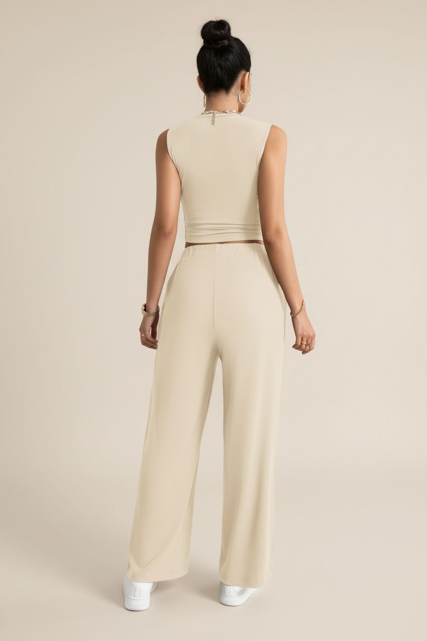 Ensemble haut à col rond et pantalon assorti