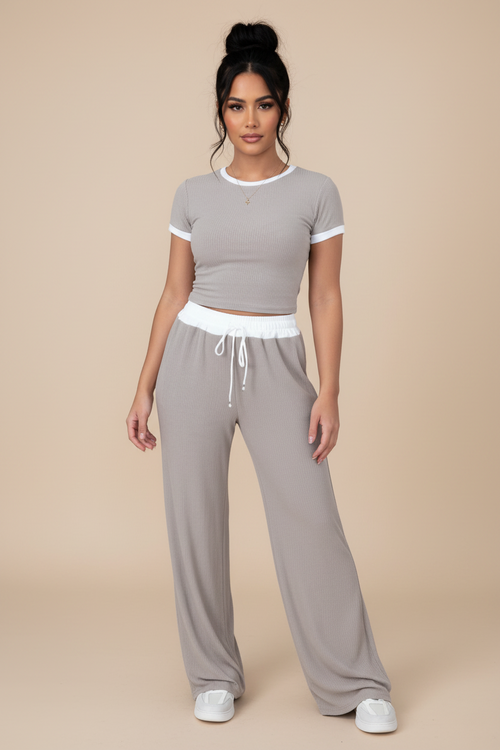 Cropped Top & Wide‑Leg Pants Leisure Outfit
